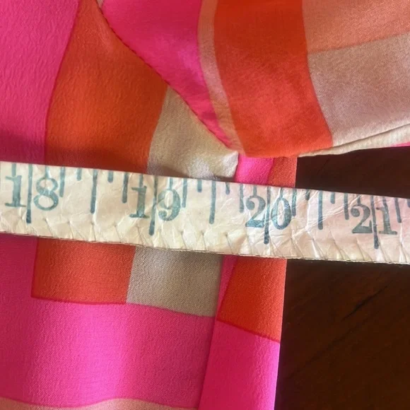 100 % silk blouse bright coral color excellent high low hem 3/4 length sleeve - Picture 8 of 10